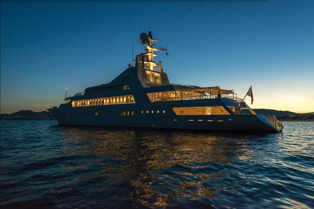 majesty-premium-yacht-59-ft