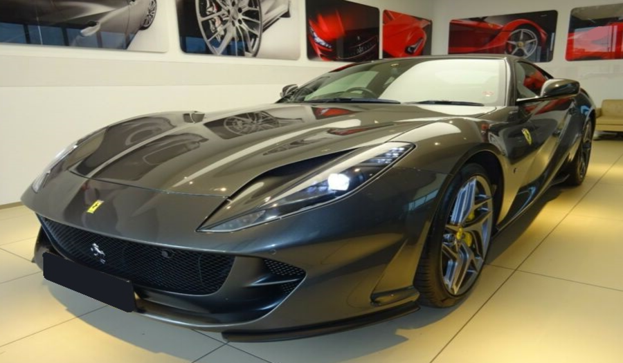 FERRARI 812 6.5 V12 SUPERFAST 
