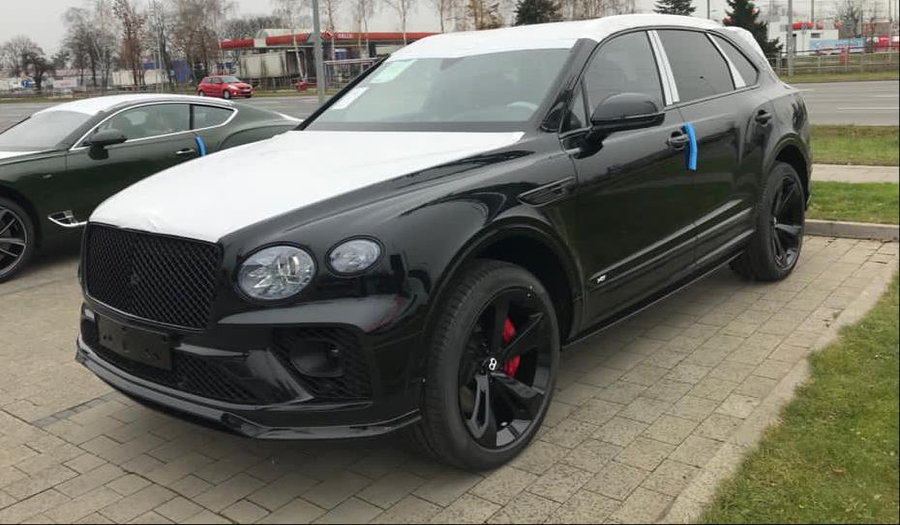 BENTLEY BENTAYGA 4.0L V8-MULLINER