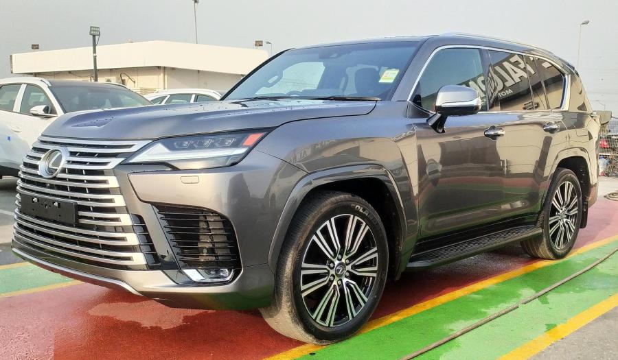 LEXUS LX 500D RHD