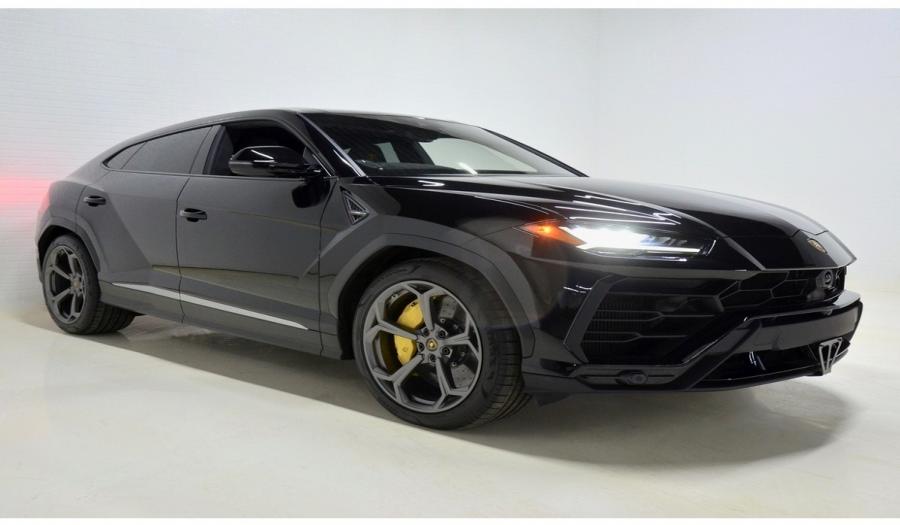 2019 LAMBORGHINI URUS